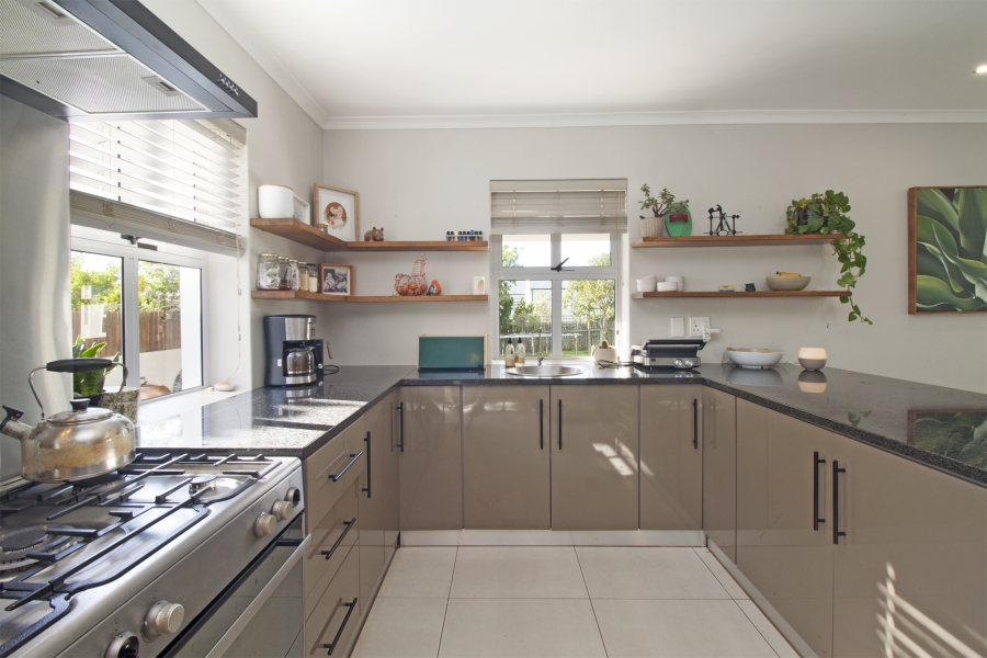 3 Bedroom Property for Sale in Bluewater Estate Western Cape
